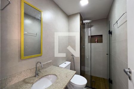 Banheiro de apartamento para alugar com 2 quartos, 39m² em Sé, São Paulo