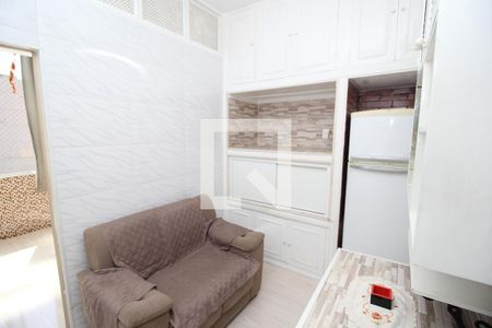 Sala de kitnet/studio para alugar com 1 quarto, 30m² em Centro, Rio de Janeiro