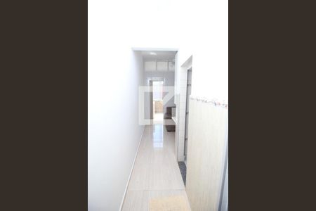 Corredor de Entrada de kitnet/studio para alugar com 1 quarto, 30m² em Centro, Rio de Janeiro