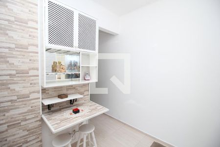 Sala de kitnet/studio para alugar com 1 quarto, 30m² em Centro, Rio de Janeiro