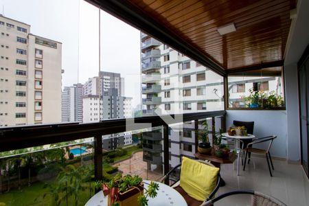Varanda da sala de apartamento para alugar com 4 quartos, 184m² em Vila Gilda, Santo André