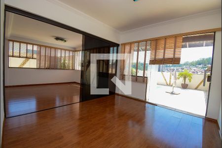 Casa de condomínio para alugar com 450m², 5 quartos e 5 vagas Casa de condomínio para alugar com 450m², 5 quartos e 5 vagasÁrea comum