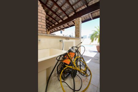 Casa de condomínio para alugar com 450m², 5 quartos e 5 vagas Casa de condomínio para alugar com 450m², 5 quartos e 5 vagasÁrea de Serviço