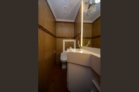 Casa de condomínio para alugar com 450m², 5 quartos e 5 vagas Casa de condomínio para alugar com 450m², 5 quartos e 5 vagasLavabo