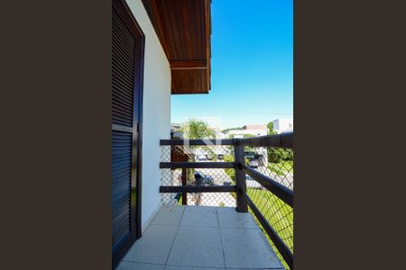 Casa de condomínio para alugar com 450m², 5 quartos e 5 vagas Casa de condomínio para alugar com 450m², 5 quartos e 5 vagasSacada - sala de cima