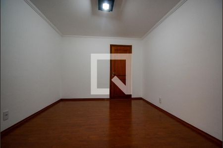 Casa de condomínio para alugar com 450m², 5 quartos e 5 vagas Casa de condomínio para alugar com 450m², 5 quartos e 5 vagasÁrea comum Sala andar de baixo