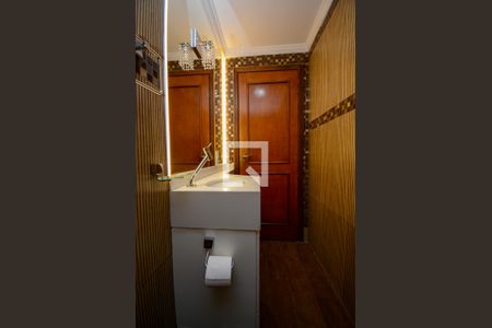 Casa de condomínio para alugar com 450m², 5 quartos e 5 vagas Casa de condomínio para alugar com 450m², 5 quartos e 5 vagasLavabo