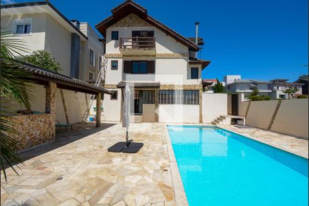 Casa de condomínio para alugar com 450m², 5 quartos e 5 vagas Casa de condomínio para alugar com 450m², 5 quartos e 5 vagasÁrea comum