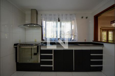 Casa de condomínio para alugar com 450m², 5 quartos e 5 vagas Casa de condomínio para alugar com 450m², 5 quartos e 5 vagasCozinha - Armários