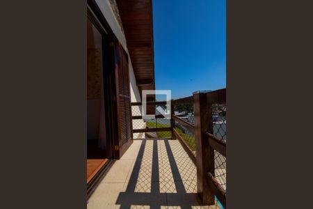 Casa de condomínio para alugar com 450m², 5 quartos e 5 vagas Casa de condomínio para alugar com 450m², 5 quartos e 5 vagasSuite 4 - sacada