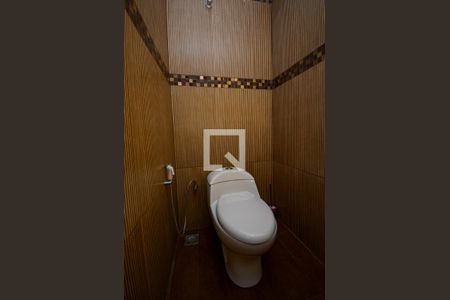 Casa de condomínio para alugar com 450m², 5 quartos e 5 vagas Casa de condomínio para alugar com 450m², 5 quartos e 5 vagasLavabo - detalhe