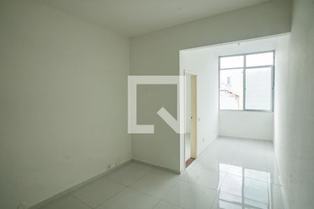 Apartamento à venda com 42m², 1 quarto e sem vaga Apartamento à venda com 42m², 1 quarto e sem vagaSala