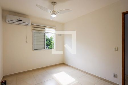 Quarto 1 de casa de condomínio para alugar com 2 quartos, 84m² em Jardim Ísis, Cotia