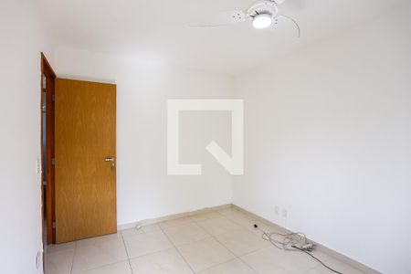 Quarto 1 de casa de condomínio para alugar com 2 quartos, 84m² em Jardim Ísis, Cotia