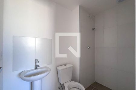 Banheiro de kitnet/studio para alugar com 1 quarto, 24m² em Sé, São Paulo