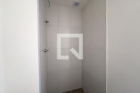 Studio à venda com 33m², 2 quartos e sem vaga Studio à venda com 33m², 2 quartos e sem vagaBanheiro