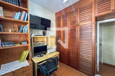 Quarto 01 de apartamento à venda com 2 quartos, 68m² em Copacabana, Rio de Janeiro