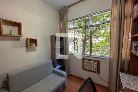 Quarto 01 de apartamento à venda com 2 quartos, 68m² em Copacabana, Rio de Janeiro
