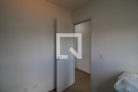 Quarto 2 de apartamento para alugar com 3 quartos, 53m² em Socorro, São Paulo