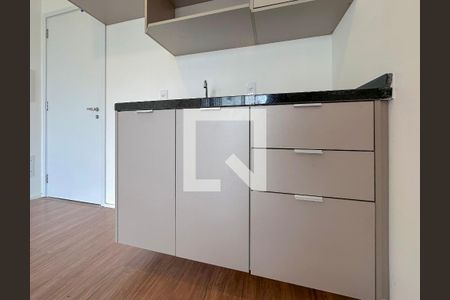 Detalhe Cozinha de apartamento para alugar com 1 quarto, 35m² em Campo Belo, São Paulo