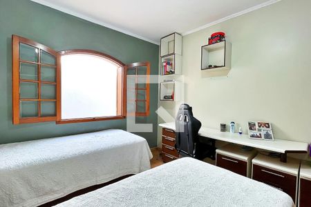 Quarto 1 de casa para alugar com 3 quartos, 278m² em Jardim Vila Galvao, Guarulhos