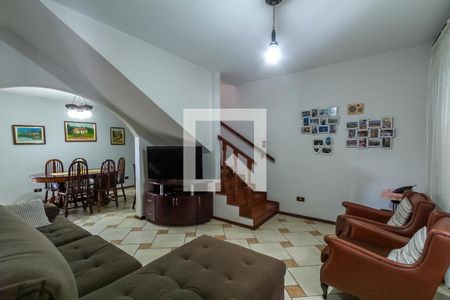 Sala de casa à venda com 3 quartos, 240m² em Vila Alvinopolis, São Bernardo do Campo