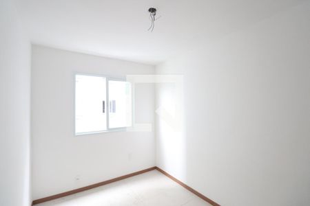 Quarto 1 de apartamento para alugar com 3 quartos, 76m² em Mutondo, São Gonçalo