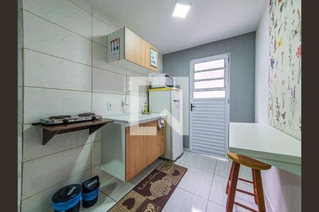 Cozinha de kitnet/studio para alugar com 1 quarto, 18m² em Jaguaré, São Paulo