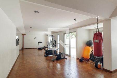 Apartamento à venda com 236m², 4 quartos e 3 vagas Apartamento à venda com 236m², 4 quartos e 3 vagasÁrea comum