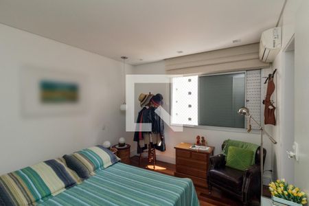 Apartamento à venda com 236m², 4 quartos e 3 vagas Apartamento à venda com 236m², 4 quartos e 3 vagasQuarto 3 - Suíte