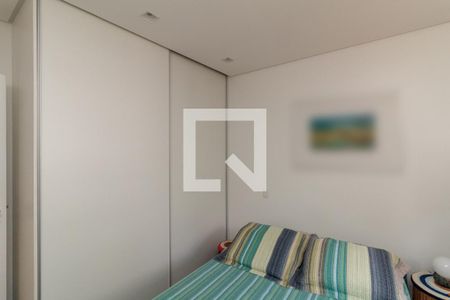 Apartamento à venda com 236m², 4 quartos e 3 vagas Apartamento à venda com 236m², 4 quartos e 3 vagasQuarto 3 - Suíte