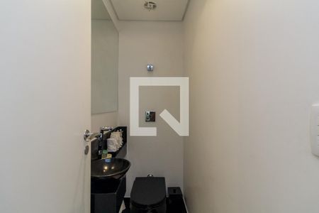 Apartamento à venda com 236m², 4 quartos e 3 vagas Apartamento à venda com 236m², 4 quartos e 3 vagasLavabo