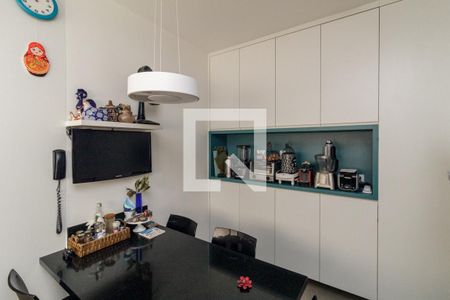 Apartamento à venda com 236m², 4 quartos e 3 vagas Apartamento à venda com 236m², 4 quartos e 3 vagasCozinha