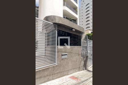 Apartamento à venda com 236m², 4 quartos e 3 vagas Apartamento à venda com 236m², 4 quartos e 3 vagasFachada