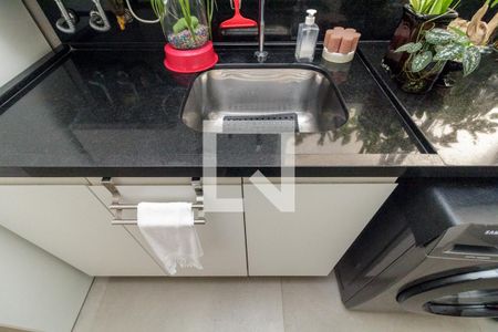 Apartamento à venda com 236m², 4 quartos e 3 vagas Apartamento à venda com 236m², 4 quartos e 3 vagasLavanderia