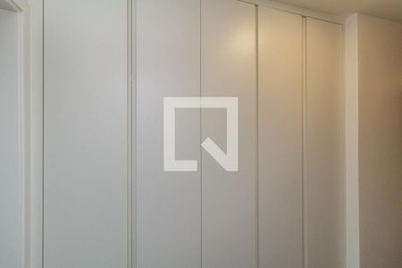 Apartamento à venda com 236m², 4 quartos e 3 vagas Apartamento à venda com 236m², 4 quartos e 3 vagasCorredor