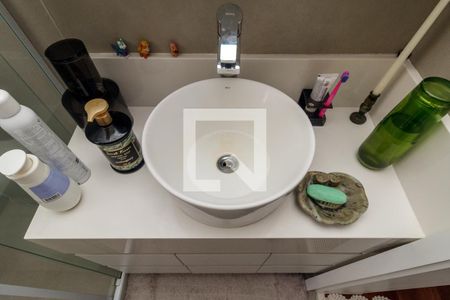 Apartamento à venda com 236m², 4 quartos e 3 vagas Apartamento à venda com 236m², 4 quartos e 3 vagasBanheiro 2 - Suíte