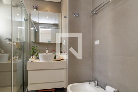 Apartamento à venda com 236m², 4 quartos e 3 vagas Apartamento à venda com 236m², 4 quartos e 3 vagasBanheiro 3 - Suíte