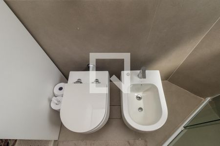 Apartamento à venda com 236m², 4 quartos e 3 vagas Apartamento à venda com 236m², 4 quartos e 3 vagasBanheiro 2 - Suíte