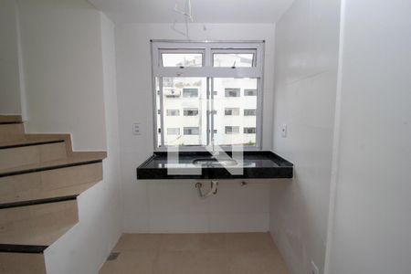 Sala/Cozinha de apartamento à venda com 2 quartos, 96m² em Santa Efigênia, Belo Horizonte