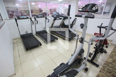 Apartamento à venda com 120m², 2 quartos e 2 vagas Apartamento à venda com 120m², 2 quartos e 2 vagasÁrea comum - Academia