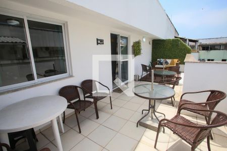 Apartamento à venda com 120m², 2 quartos e 2 vagas Apartamento à venda com 120m², 2 quartos e 2 vagasTerraço