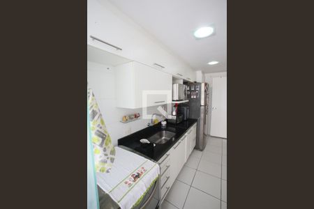 Apartamento à venda com 120m², 2 quartos e 2 vagas Apartamento à venda com 120m², 2 quartos e 2 vagasCozinha