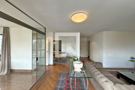 Sala de apartamento à venda com 4 quartos, 216m² em Funcionários, Belo Horizonte