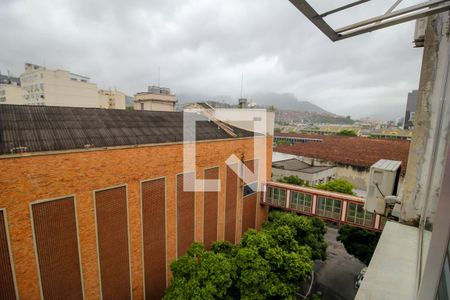 Vista do Quarto de kitnet/studio à venda com 1 quarto, 30m² em Centro, Rio de Janeiro