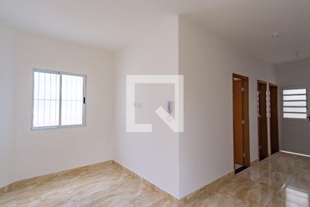 Sala de apartamento para alugar com 2 quartos, 34m² em Vila Granada, São Paulo