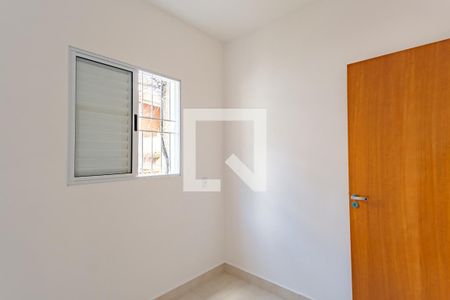 Quarto 2 de apartamento para alugar com 2 quartos, 34m² em Vila Granada, São Paulo