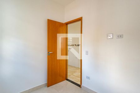 Quarto 2 de apartamento para alugar com 2 quartos, 34m² em Vila Granada, São Paulo