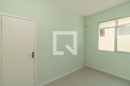 Quarto de apartamento à venda com 1 quarto, 46m² em Jardim Guanabara, Rio de Janeiro