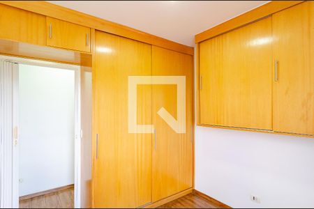 Quarto 2 de apartamento à venda com 2 quartos, 50m² em Vila Campestre, São Paulo